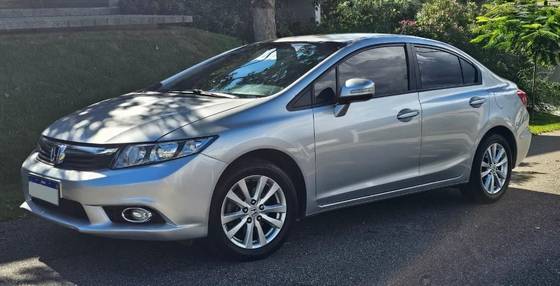 HONDA CIVIC 2.0 LXR 16V FLEX 4P AUTOMÁTICO